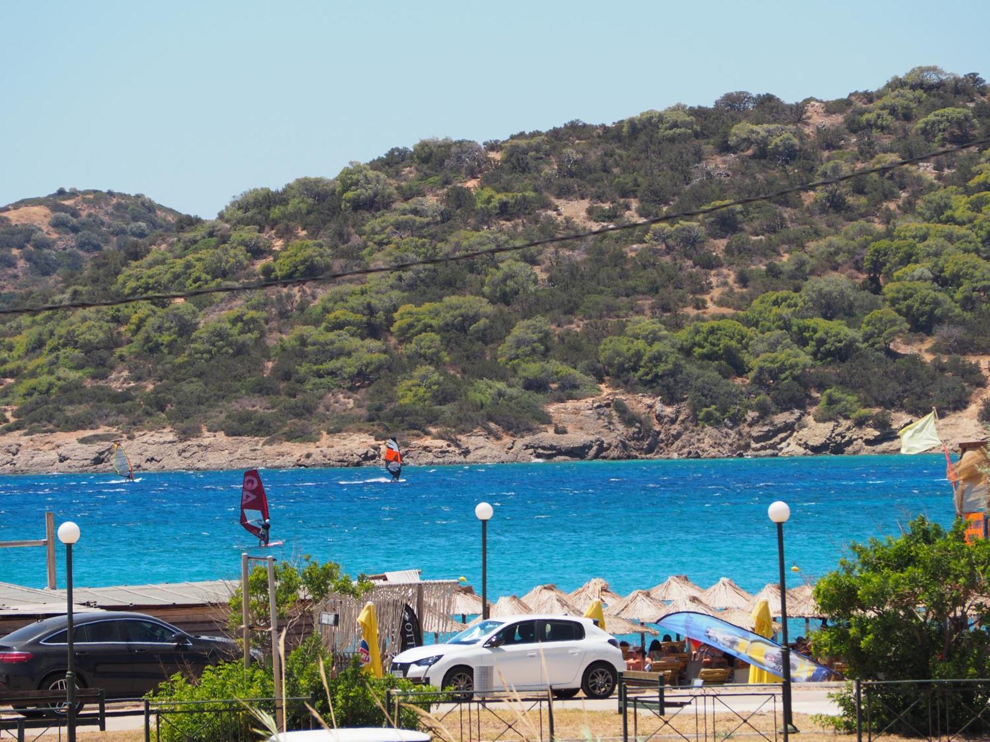 Golden Sand Suites Ανάβυσσος Εξωτερικό φωτογραφία